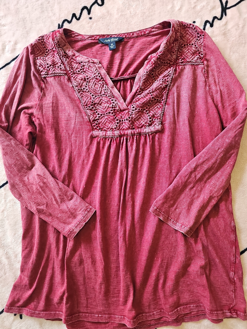 Lucky Brand Dusty Rose Crochet V-Neck Long Sleeve Top - Picture 2 of 4
